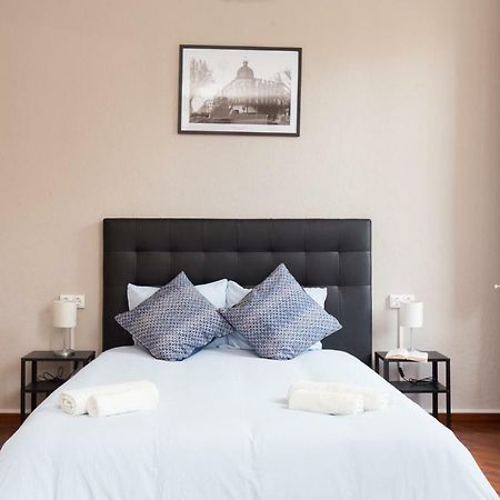 Апартаменти Key Barcelona Housing Екстер'єр фото