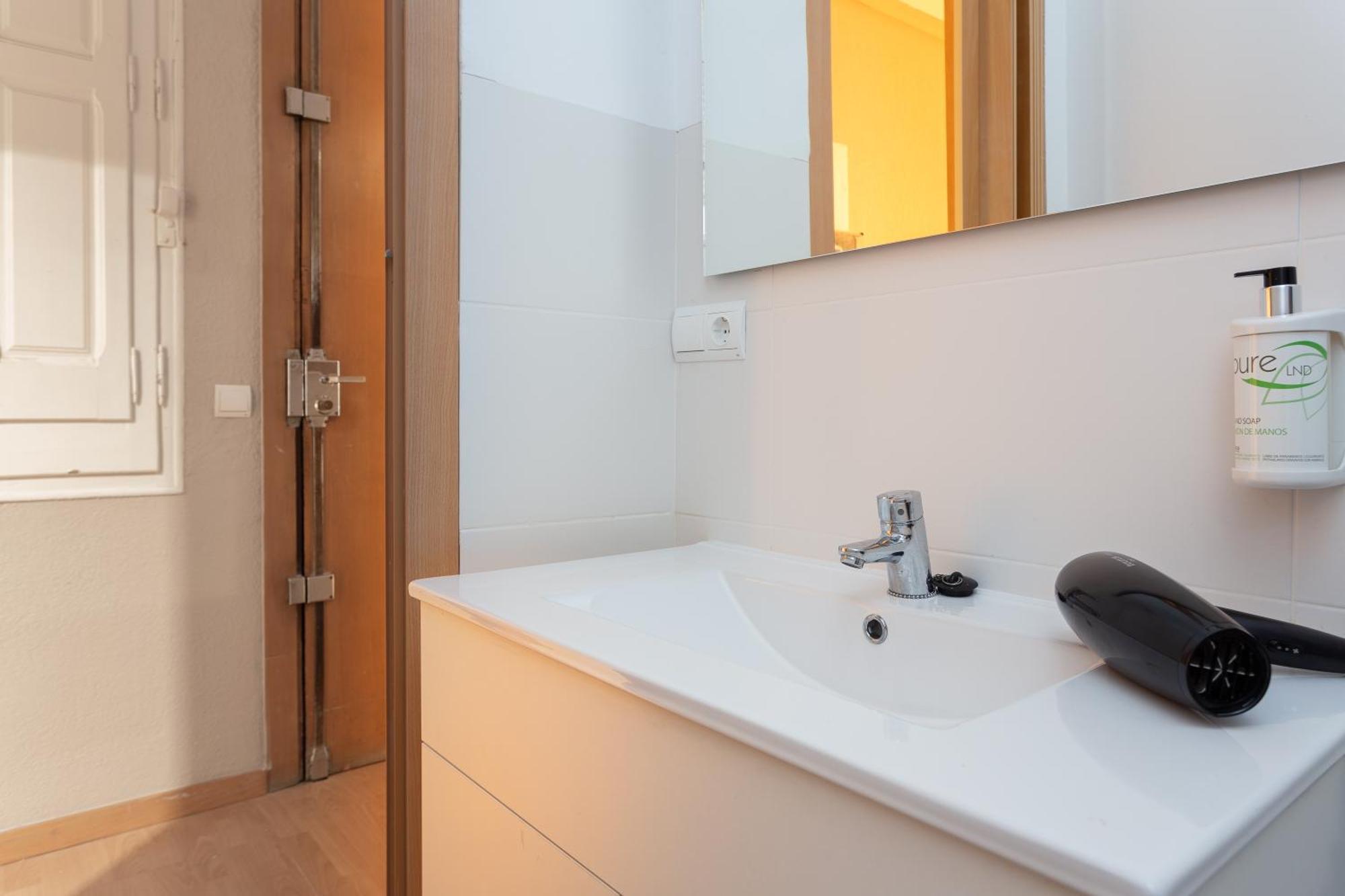 Апартаменти Key Barcelona Housing Номер фото